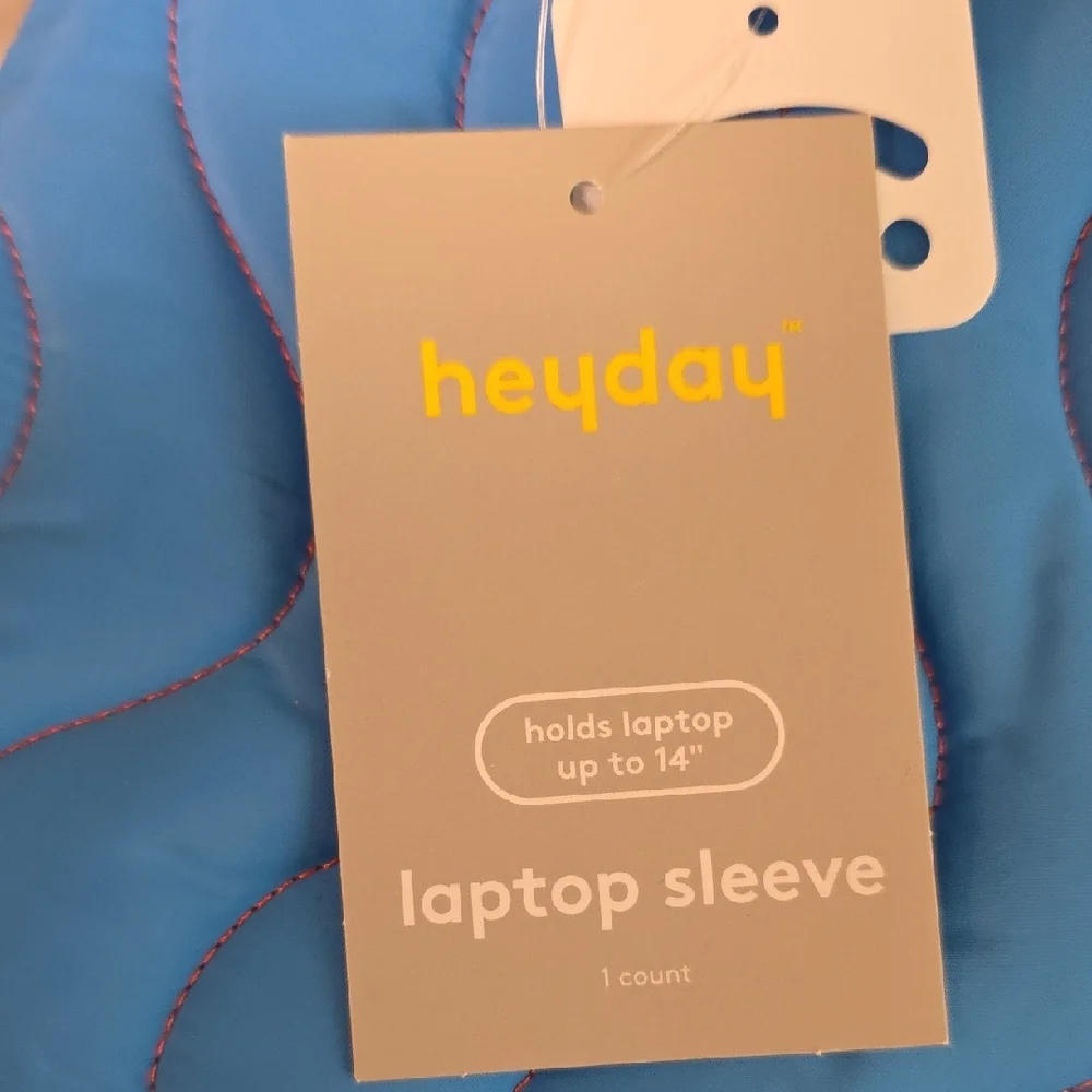 heyday Blue Wave Quilted Tablet Sleeve